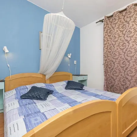 By The Sea Rastici, Ciovo - 8619 * 特罗吉尔